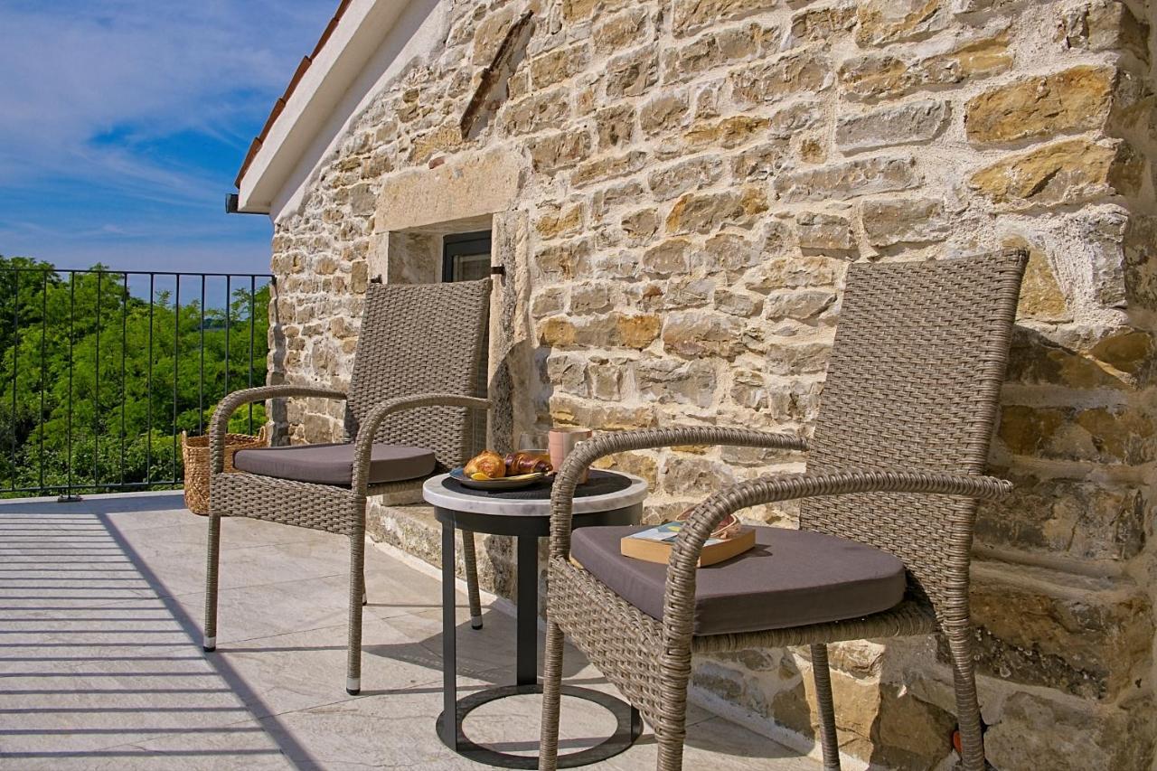 Villa Carica Krasica  Buitenkant foto